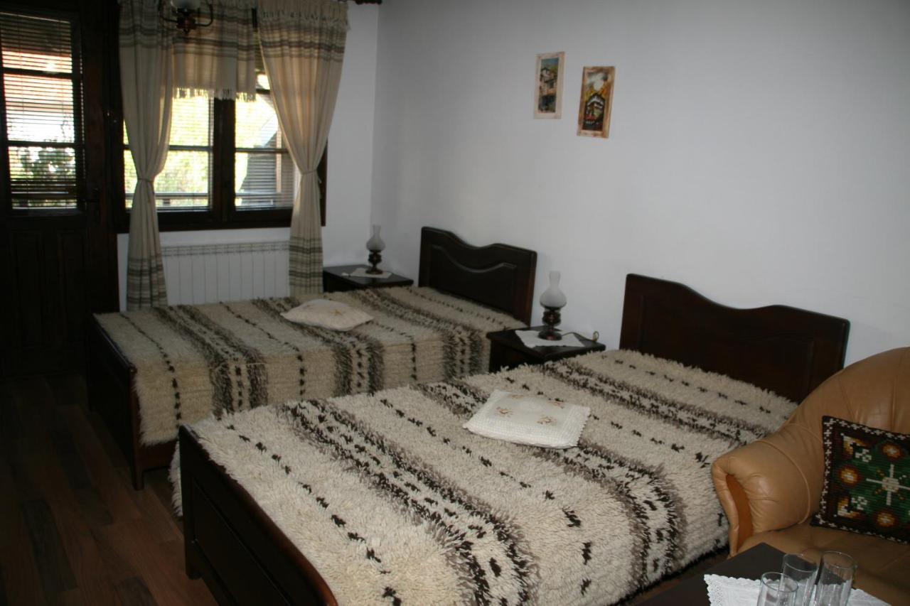 Oazis Guesthouse Loveč Exteriér fotografie