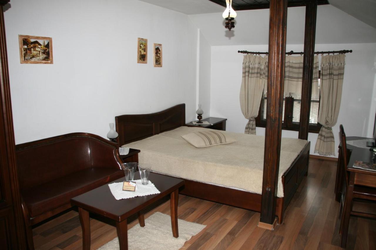 Oazis Guesthouse Loveč Exteriér fotografie
