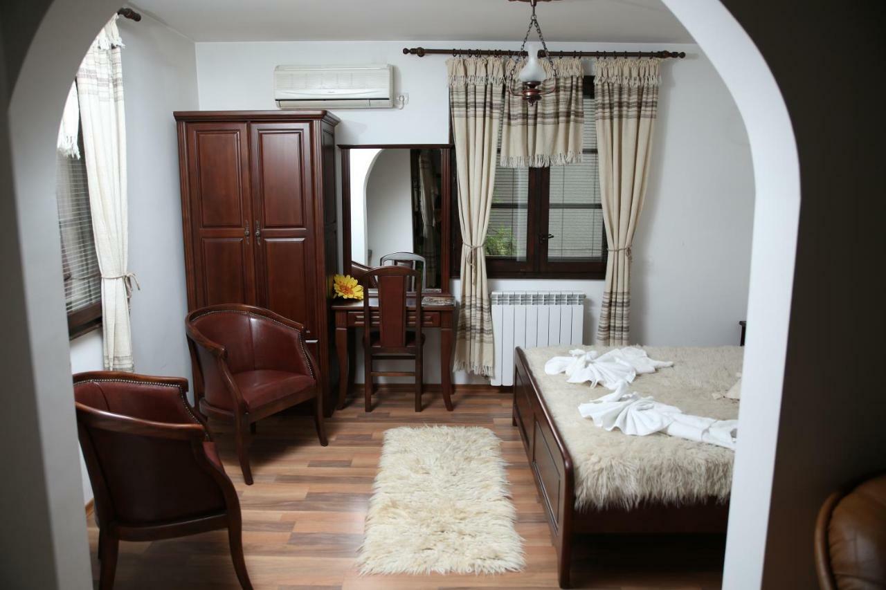 Oazis Guesthouse Loveč Exteriér fotografie