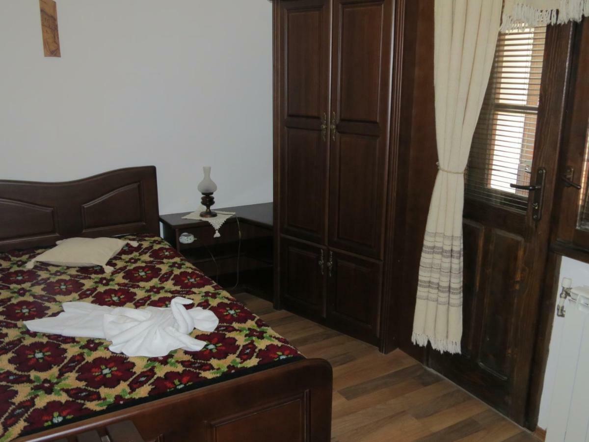 Oazis Guesthouse Loveč Exteriér fotografie
