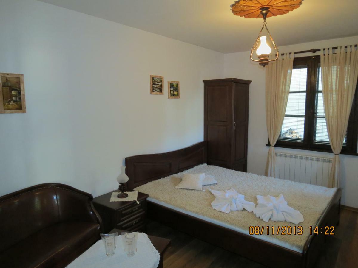 Oazis Guesthouse Loveč Exteriér fotografie